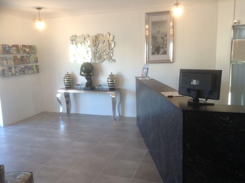 Hampton Villa Motel Rockhampton Zewnętrze zdjęcie