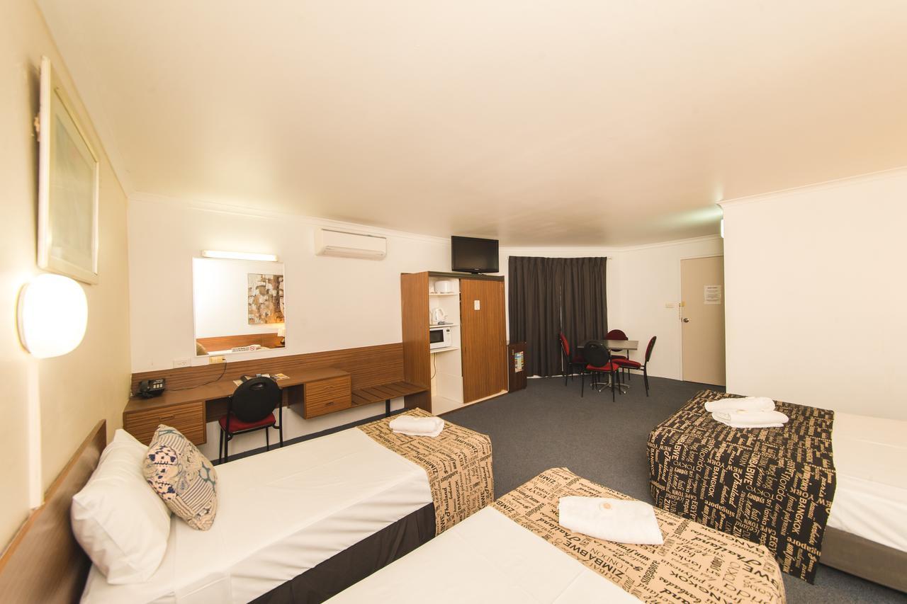 Hampton Villa Motel Rockhampton Zewnętrze zdjęcie