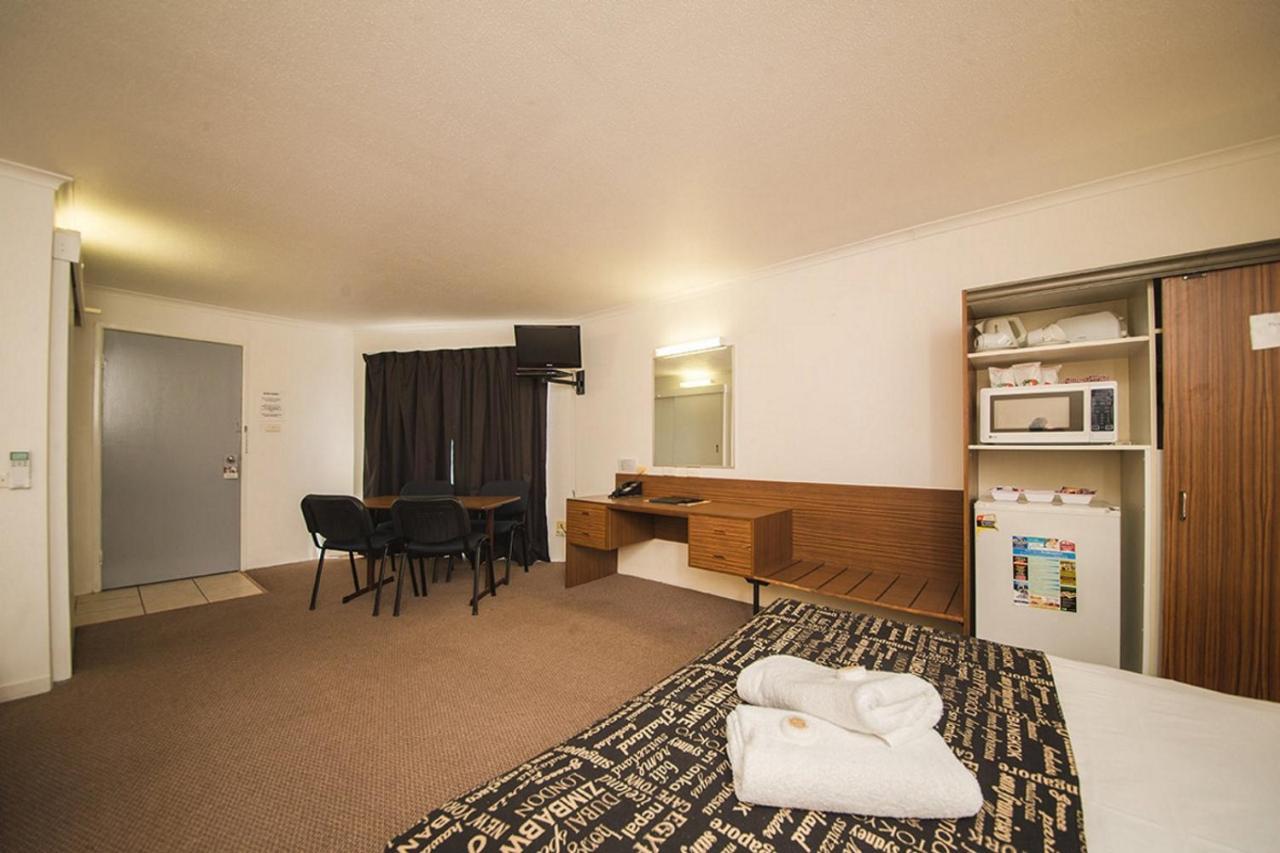 Hampton Villa Motel Rockhampton Zewnętrze zdjęcie