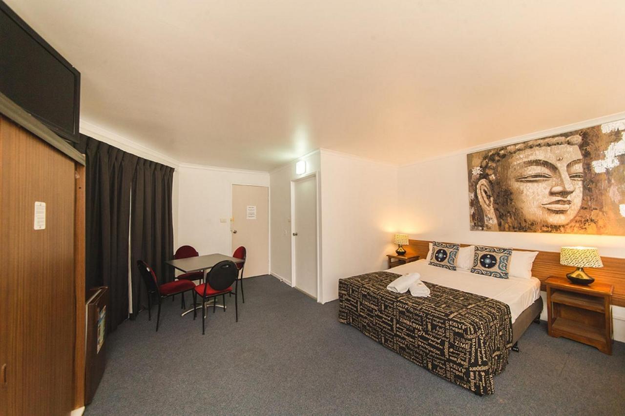 Hampton Villa Motel Rockhampton Zewnętrze zdjęcie